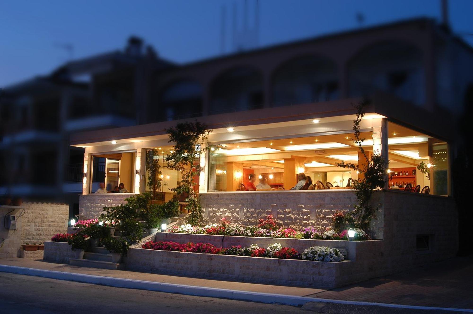 Xenios Loutra Village Beach Hotel Agia Paraskevi  Exterior foto